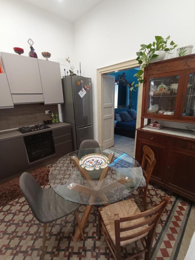 Dimora Lucia Casa vacanze Centro storico Aeroporto di Catania Fontana Rossa Esterno foto